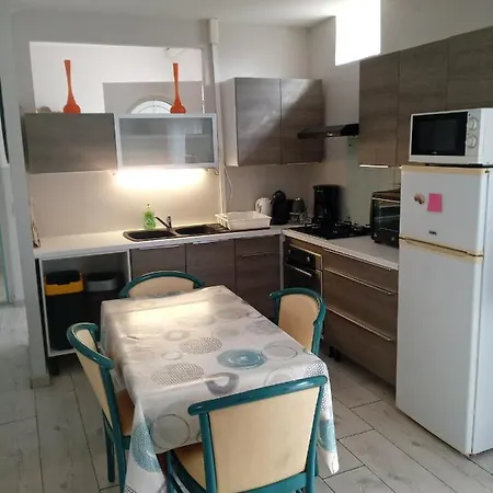 T3 Frontignan Ville Dans Un Quartier Calme Exterior photo