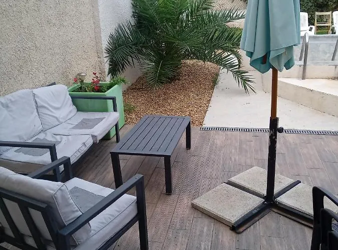 T3 Frontignan Ville Dans Un Quartier Calme
